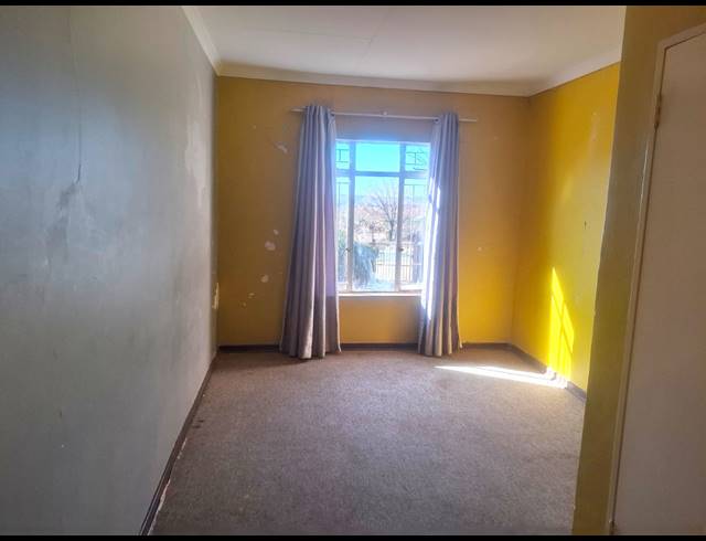 4 BEDROOM HOUSE FOR SALE IN GLEN HARVIE
